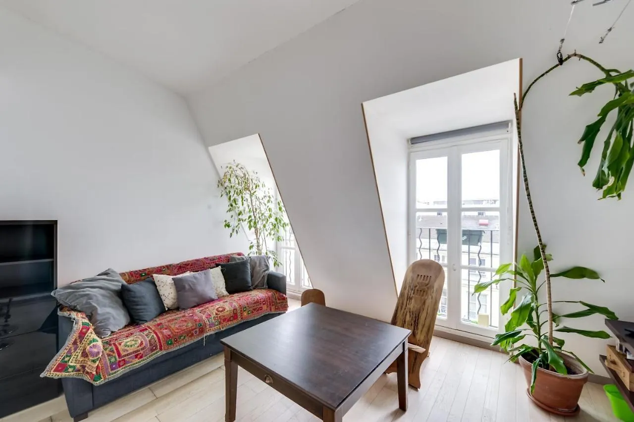 1st - Chatelet Les Halles - Rue Ferronnerie - Id 161 Апартаменты Париж