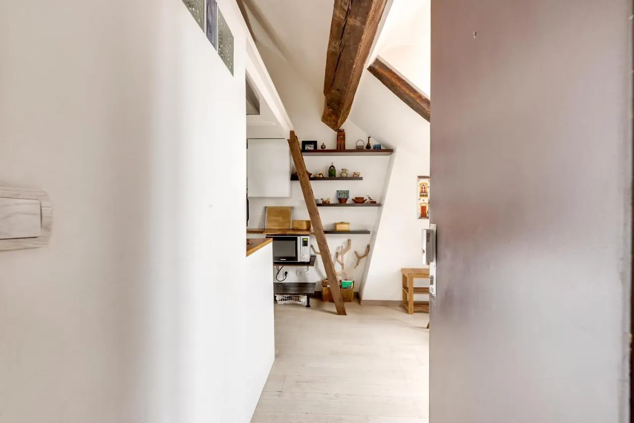 Apartment 1st - Chatelet Les Halles - Rue Ferronnerie - Id 161